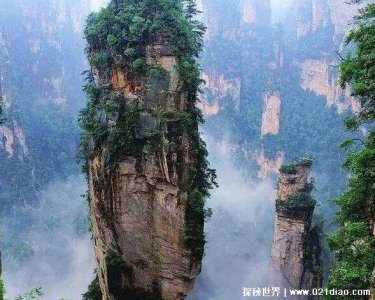 ​湖南旅游十大必去景区，橘子洲头年轻人打卡最多(必玩景点合集)