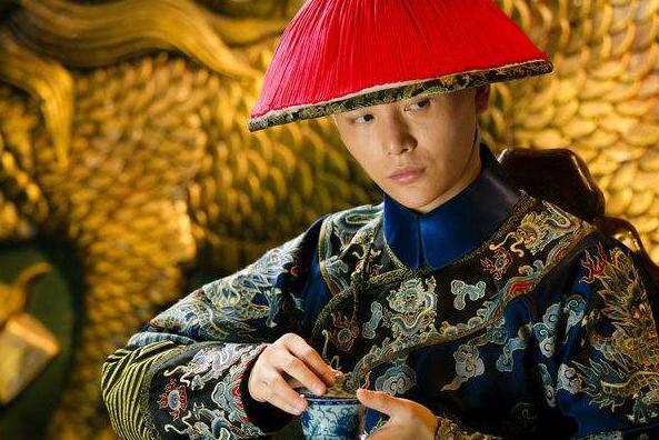 孙坚这一行为真的爷们 遇外国游客辱华霸气处理,网友表示路转粉