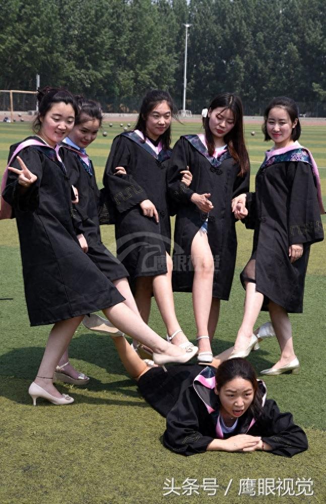 20张大学生创意毕业照，看看哪一张最能致青春