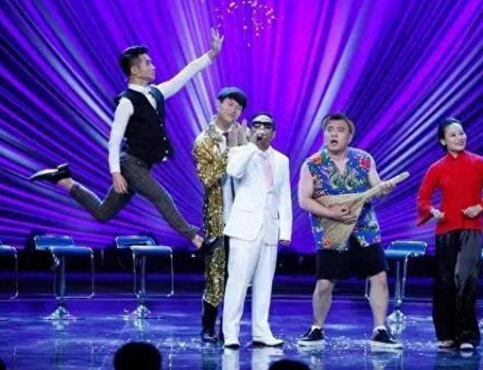 赵本山最火的徒弟“文松”,妻子漂亮迷人