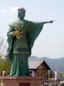 ​日本历史上的天皇究竟有多少权力？