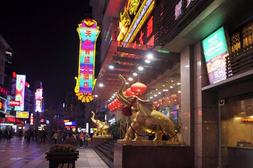 南京市人气最旺的5大商圈，你逛过几个？