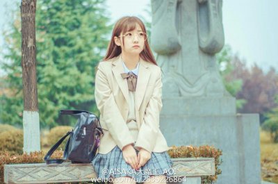 ​官宣女朋友，吴磊正式官宣甜蜜女友双方高调认证情侣关系