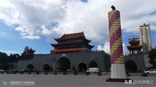 和我一起游曲靖——南城门：曲靖第一大景观及标志性建筑