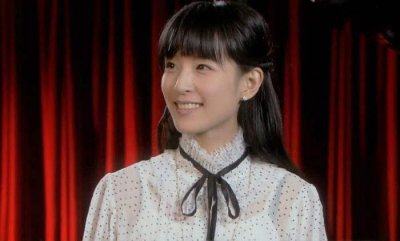 ​她曾经是《爱情公寓》的女主角，后来退出娱乐圈，你还记得她吗？