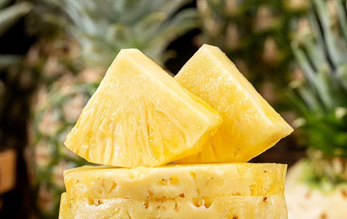 切开的菠萝可以放多久(切开的菠萝可以过夜吗)