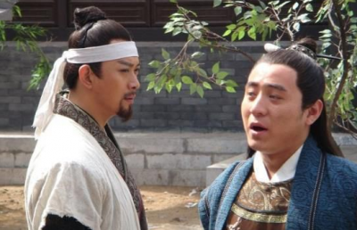 ​人死后 亲人为其办葬礼守灵的时候  为什么是点三根香  而不是两根、四根或者五根