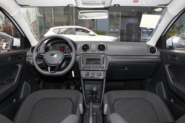 捷达va3手动最新降价优惠(保定捷达VA3让利促销)(2)